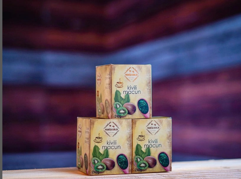 Manisa Birlik - Kiwi Paste | KİVİLİ Macun Paste | Kiwi & Kruidenpasta | 240GRAM | betere immuunsysteem opbouwen | Rijk aan vitamines & Mineralen | VitaminBomb | Dagelijkse Supplement |